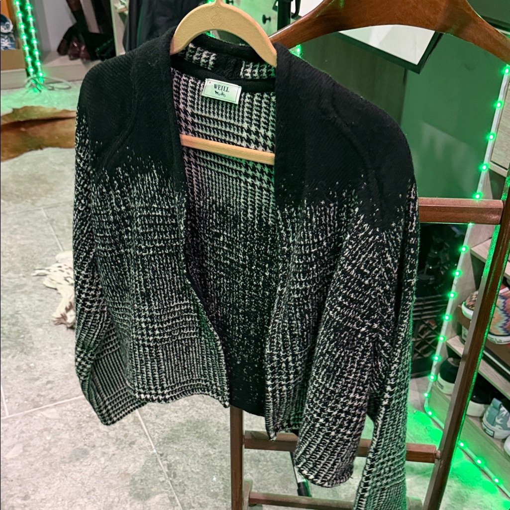 Chic Black And White Knit Cardigan